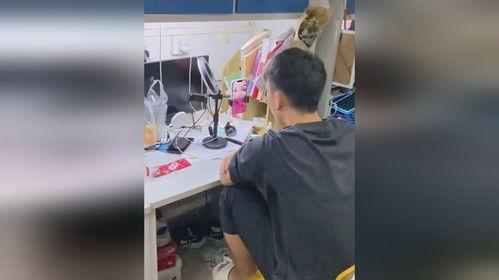 宿舍男吃瓜事件最新,揭秘校园八卦背后的真相与反思