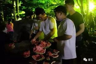 湖南吃瓜新郎事件视频,湖南吃瓜新郎婚礼现场意外走红